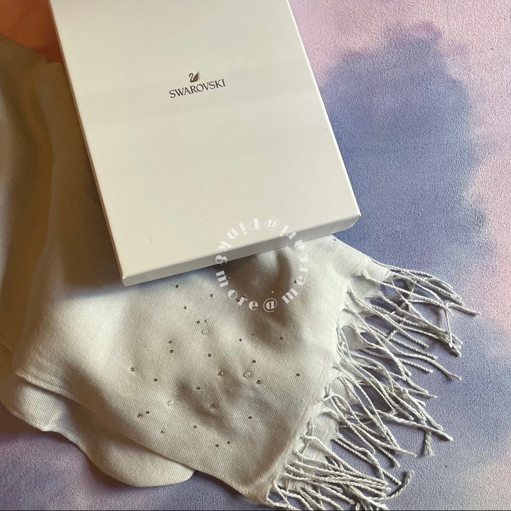 NEW Swarovski Crystal Wool Scarf White w/ Box